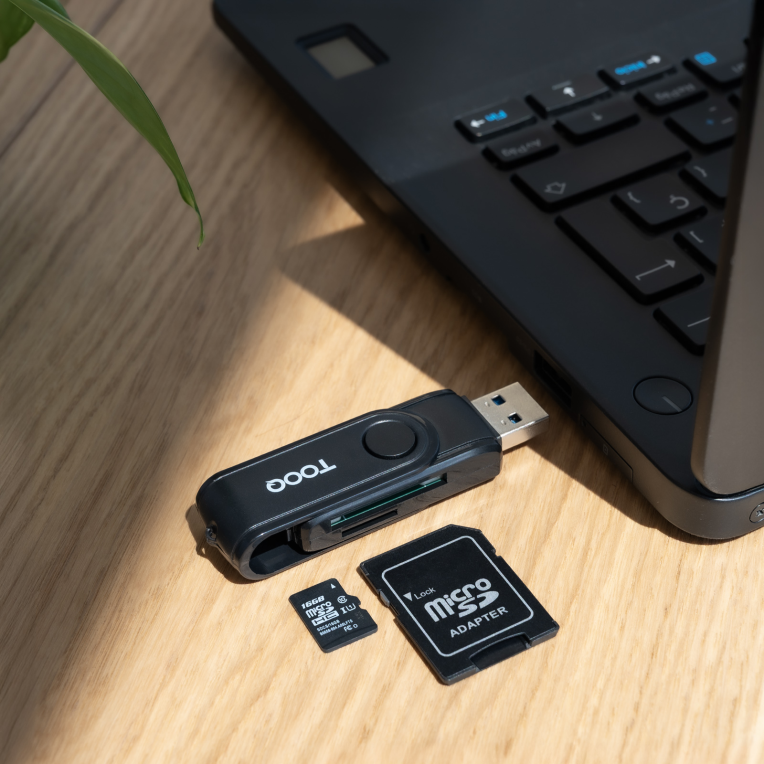 LECTOR TARJETAS TOOQ USB-C 2.0+USB-A 3.0 SD/TF NEGRO - detalle