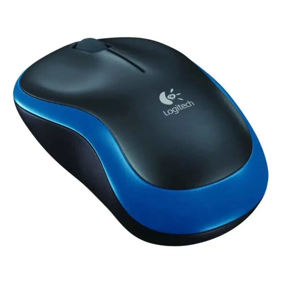 Ratón inalámbrico Logitech M185 en color azul sobre superficie blanca, vista lateral del dispositivo compacto y ergonómico.