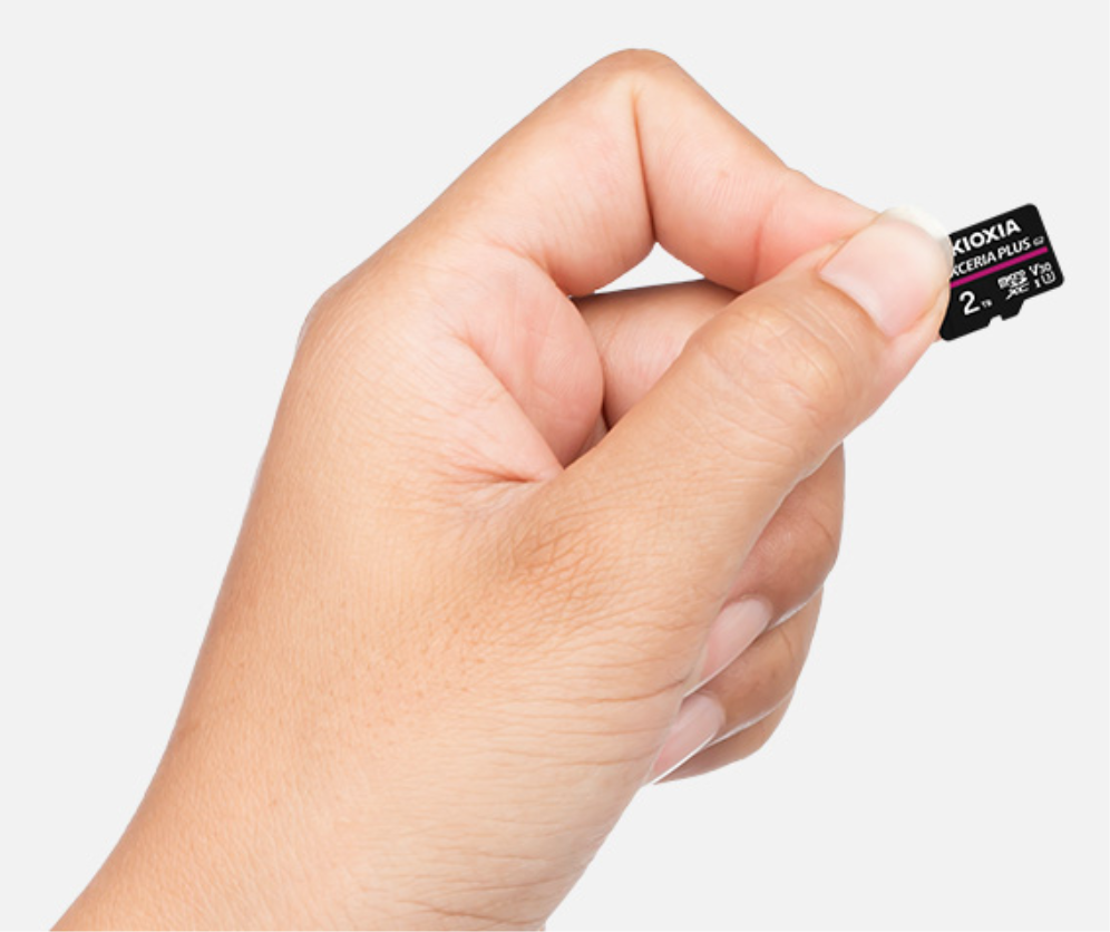 MICRO SD KIOXIA 2TB EXCERIA PLUS G2 UHS-I C10 CON ADAPTADOR - detalle