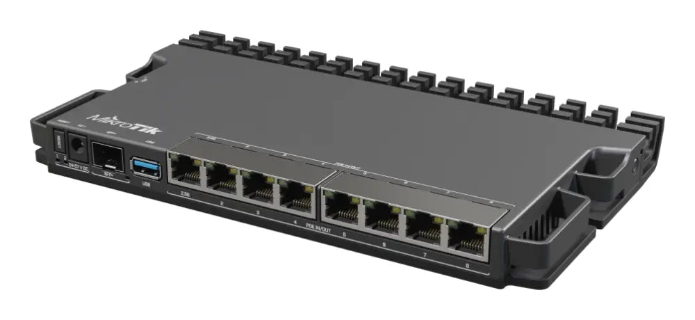Router Mikrotik RB5009UG+S+IN con puertos Ethernet de 2.5 Gbps, en color negro, para conexiones por cable.