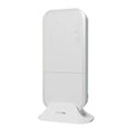 Punto de acceso Mikrotik wAP ax WiFi 6 AX3000 con 2 puertos GbE y protección IP54.