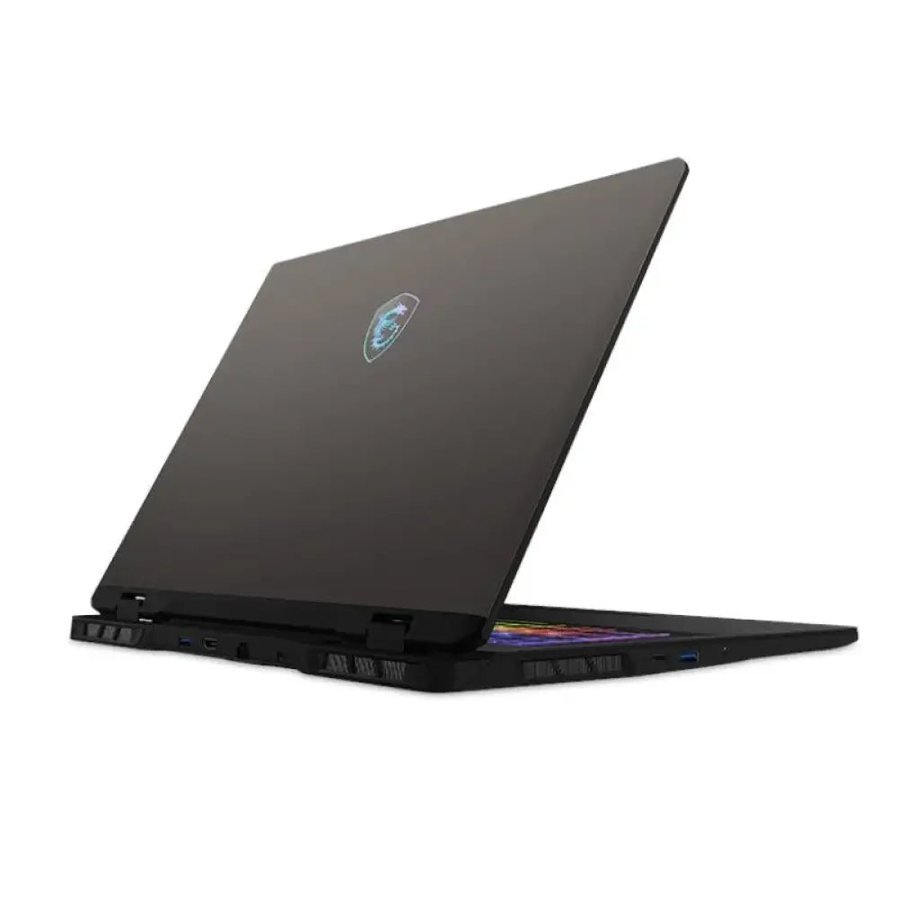 Portátil MSI Crosshair A17HX-025XES con procesador AMD R9, 32 GB de RAM, 1TB de almacenamiento y tarjeta gráfica 5070.