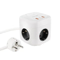 Regleta NANOCABLE con base de enchufe y 3 puertos USB C, interruptor y diseño compacto para carga y conexión.
