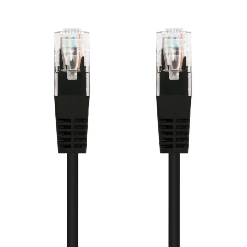 Cable de red Nanocable categoría 5 UTP negro de 2 metros, con conectores para redes y herramientas de instalación.