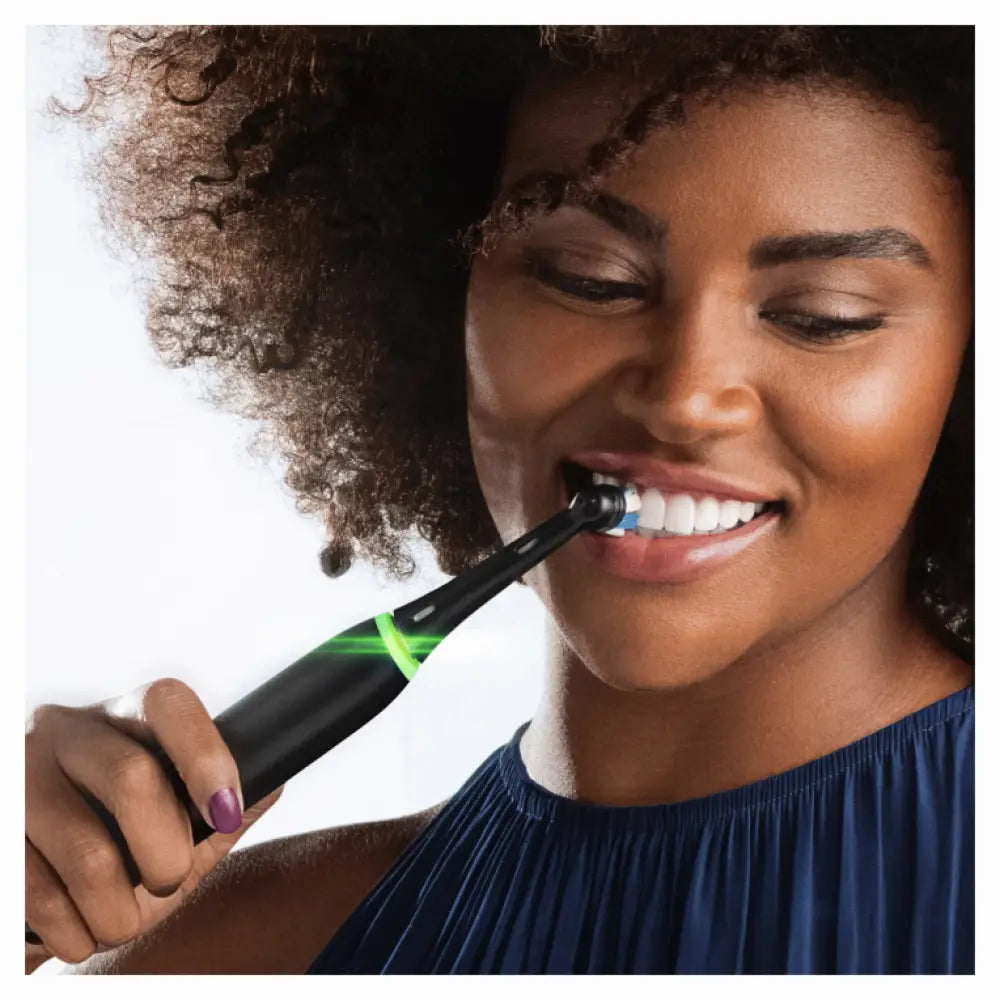 Oral-B iO 4S Adulto Cepillo dental vibratorio Negro - detalle