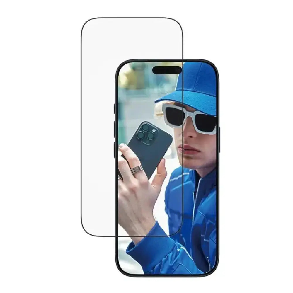 PanzerGlass Screen Protector iPhone 17 Pro - detalle