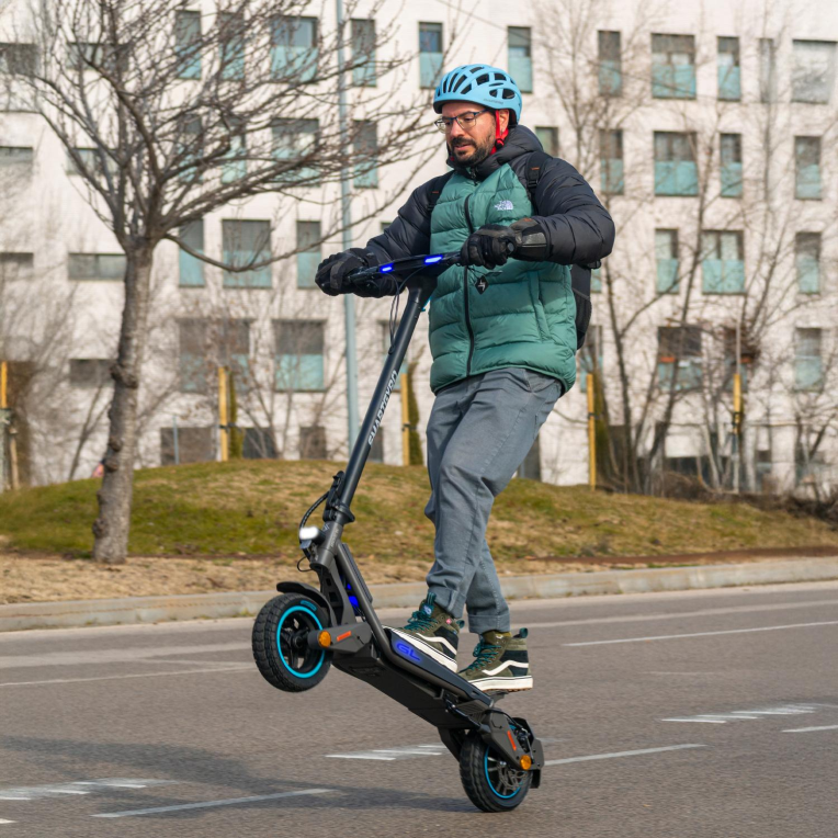 PATINETE ELECTRICO SMARTGYRO ROCKWAY GL - detalle