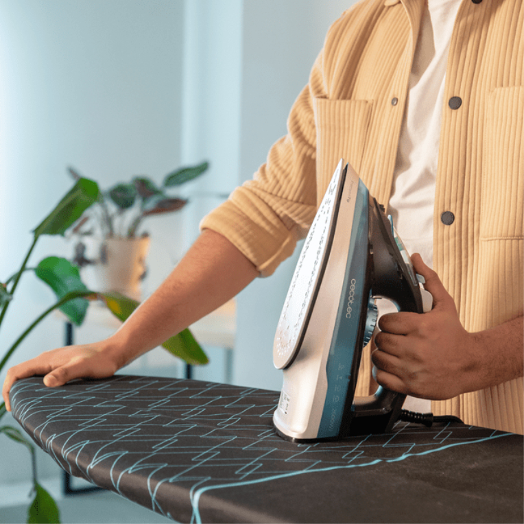 PLANCHA CECOTEC 01867 IRONHERO 2600 FORCE - detalle