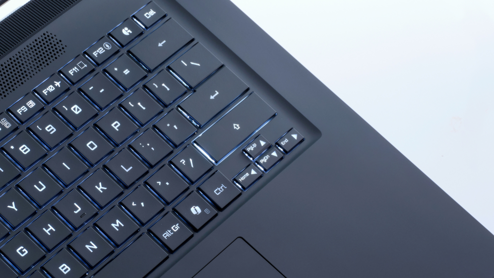 PORTATIL GIGABYTE AERO X16 1VH93PTC94AH AI 7 350 RTX5060 16GB 1TB 16" WQXGA W11H - detalle
