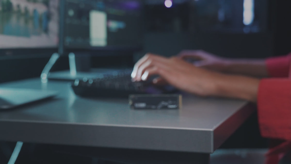SSD KINGSTON KC3000 1TB NVME - video