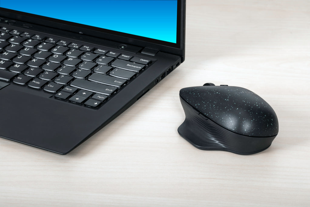 RATON TARGUS ECOSMART SUSTAINABLE ERGONOMIC AMBIDEXTROUS NEGRO BLUETOOTH PILAS - detalle