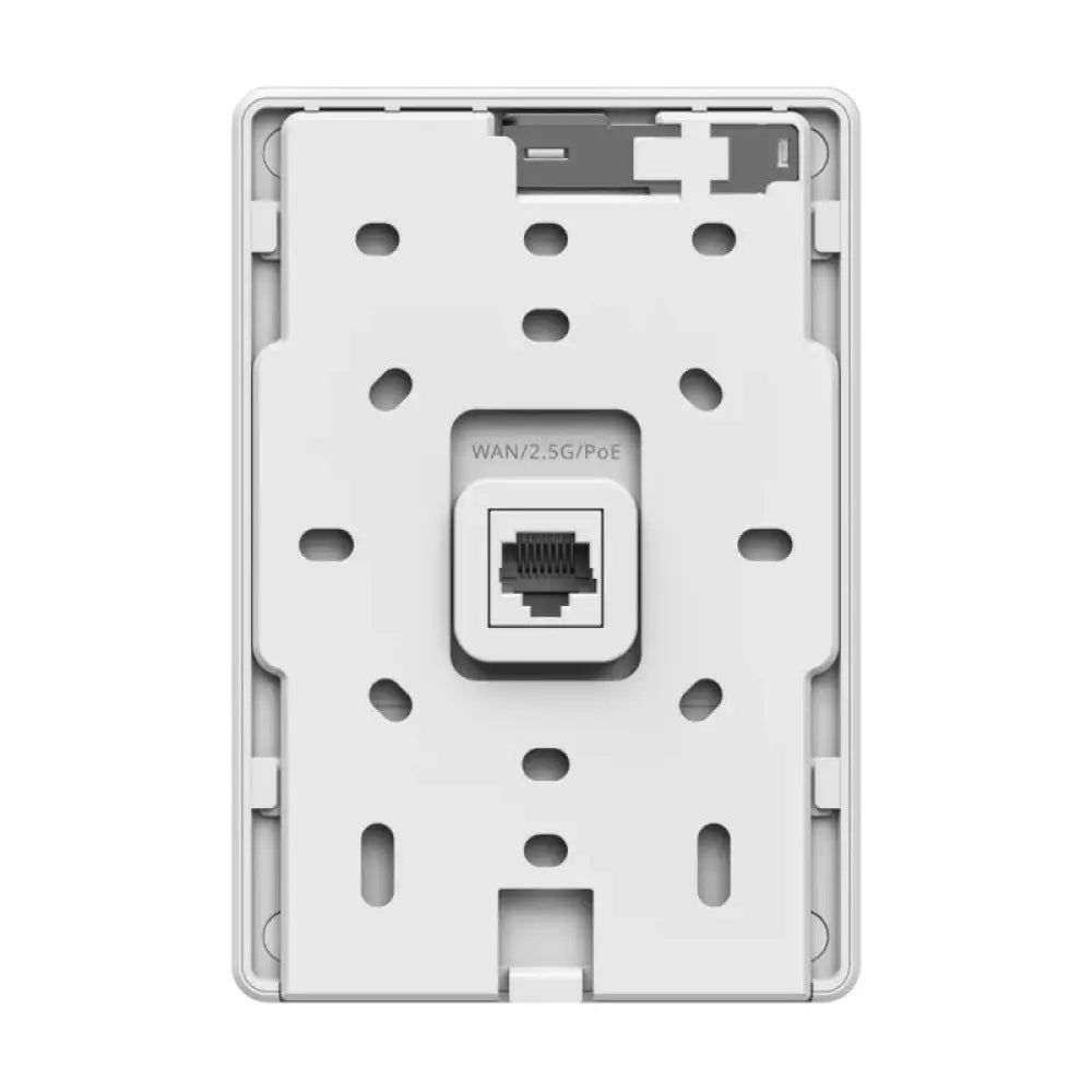 Punto de acceso WiFi 7 Reyee RAP72-Wall de RUIJIE NETWORKS, con conectividad 1x2,5Gb y 4 puertos Gb, instalado en la pared.