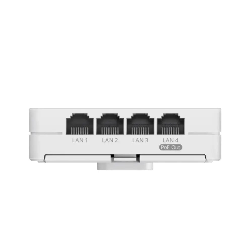 Punto de acceso WiFi7 Reyee RAP72-Wall de Ruijie Networks, con puertos Ethernet de 2.5Gb y 4Gb, instalado en la pared.