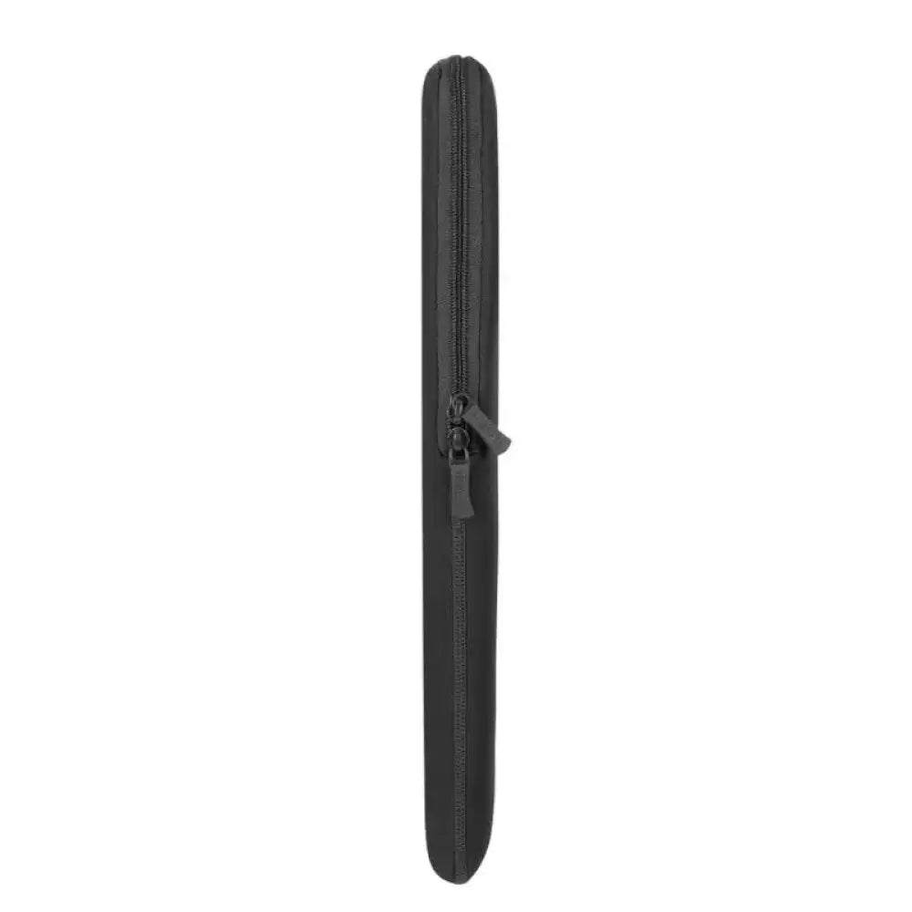 Funda vertical RIVACASE 5223 Antishock para portátil de 14 pulgadas en color negro, protección antichoque para laptop.