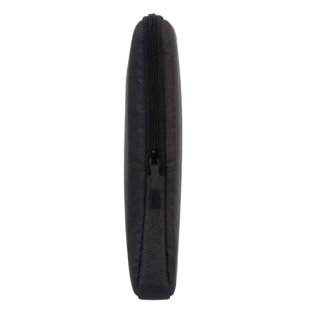 RIVACASE 7705 Suzuka Funda 15,6" negro ECO - detalle