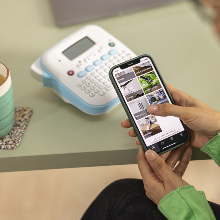 ROTULADORA BROTHER P-TOUCH PTN25BT BLUETOOTH - detalle