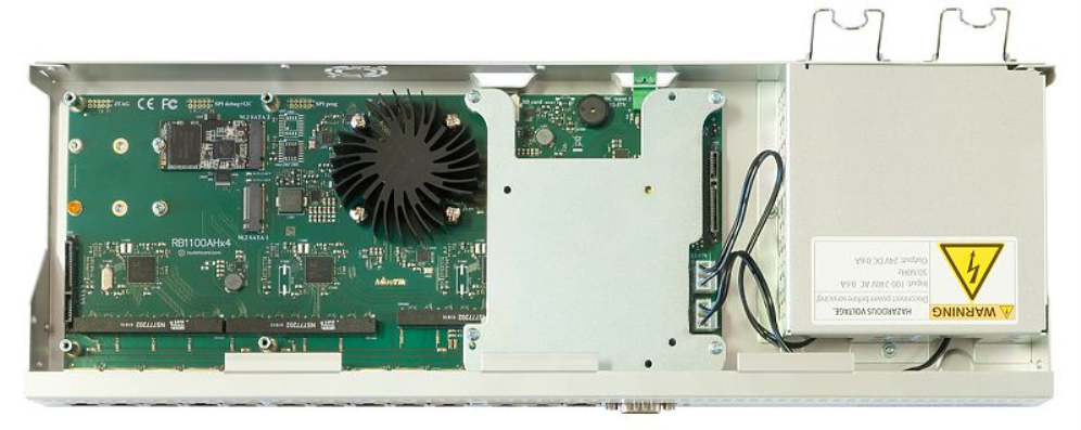 ROUTER MIKROTIK RB1100DX4 - detalle
