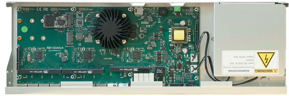 ROUTER MIKROTIK RB1100DX4 - detalle