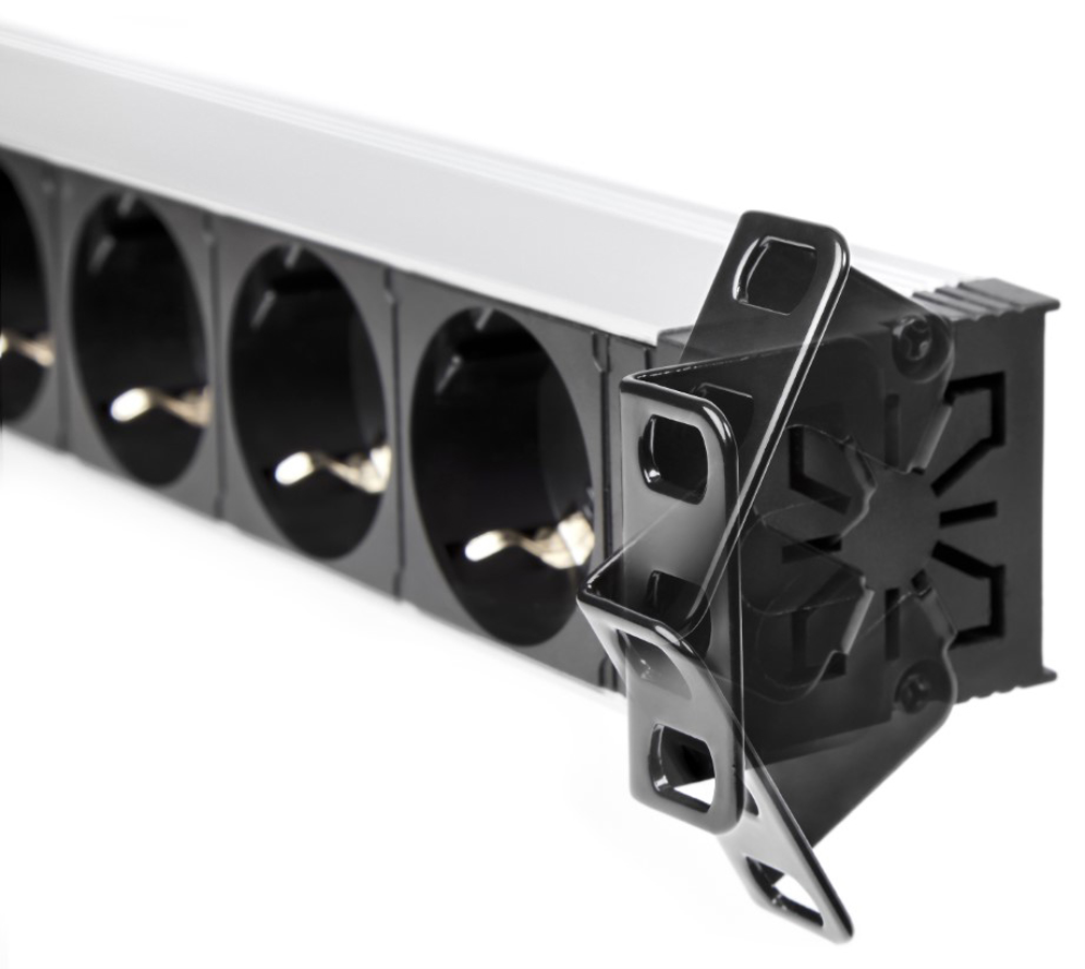 SAI SALICRU SPS.4F+6F.PDU SCH+C13/C14 - detalle
