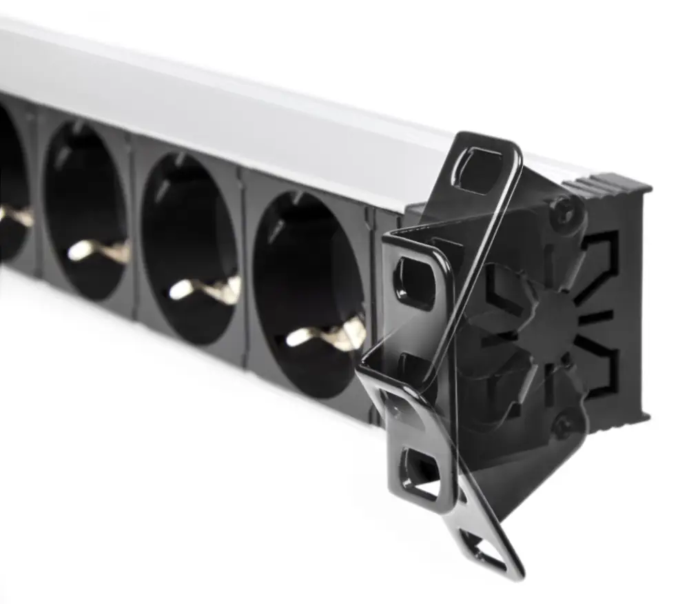 Salicru SPS 8F PDU SCH/SCH - detalle