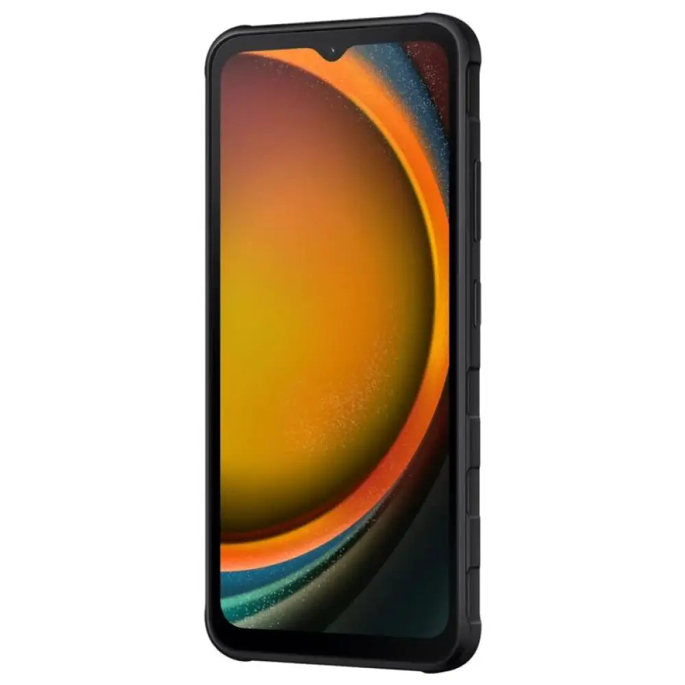 Teléfono inteligente Samsung Galaxy Xcover 7 5G EE en color negro, con 128GB de almacenamiento y resistente para uso diario.
