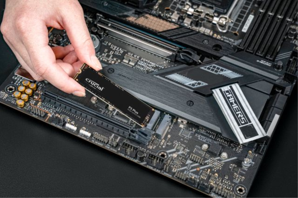 SSD CRUCIAL P3 2TB PLUS PCIE M.2 NVME - detalle