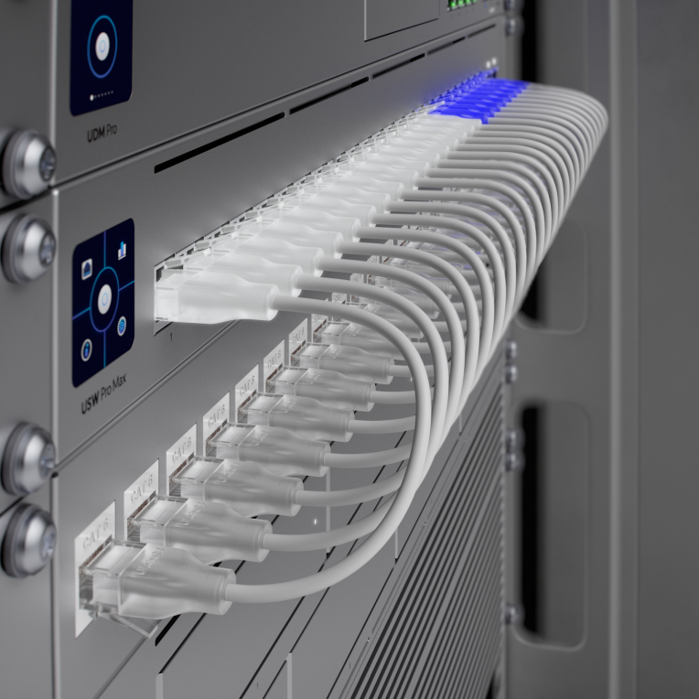 SWITCH UBIQUITI UNIFI USW-PRO-MAX-24 24 PUERTOS - detalle