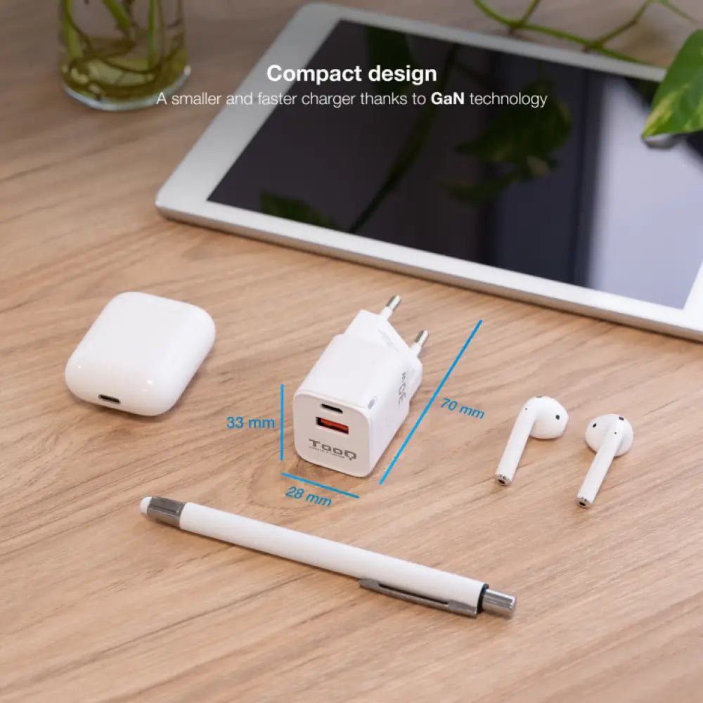 TooQ Cargador de Pared GaN USB-C/PD + USB-A/QC 30W. Blanco - detalle