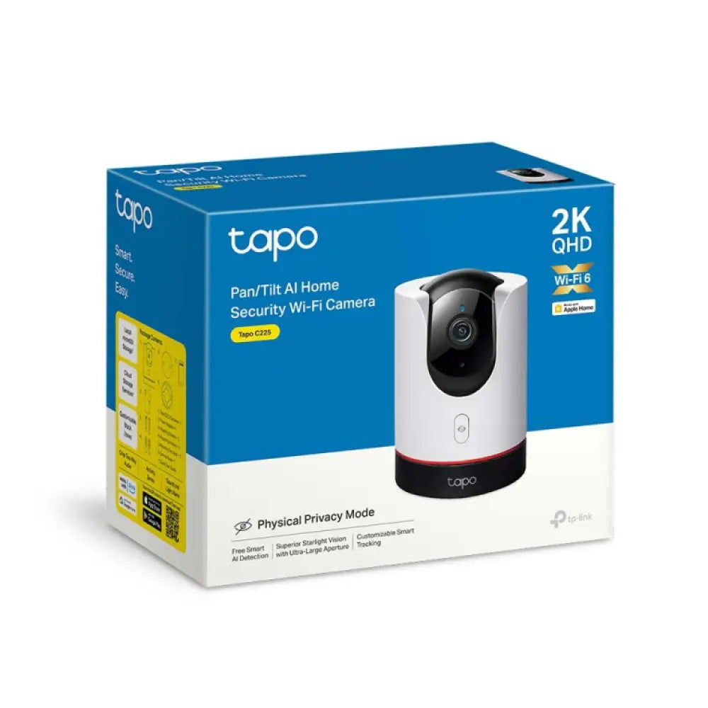 Cámara de vigilancia TP-Link Tapo C225 Torre con resolución 2560 x 1440 píxeles en escritorio, cámara IP interior para seguridad.