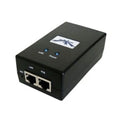 Inyector PoE Ubiquiti POE-2412W 24VDC 0.5A para accesorios de redes WiFi, con cable y puerto de conexión visible