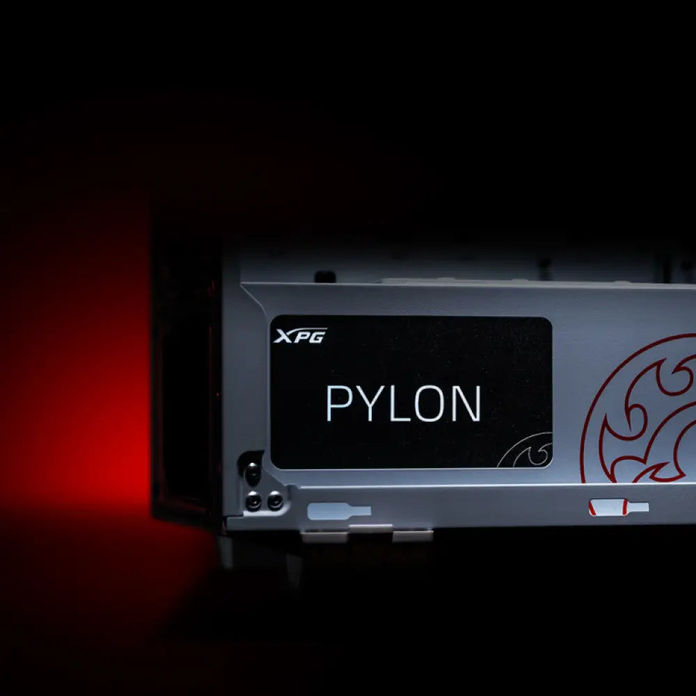 XPG Fuente de Alimentación PYLON 650W - detalle